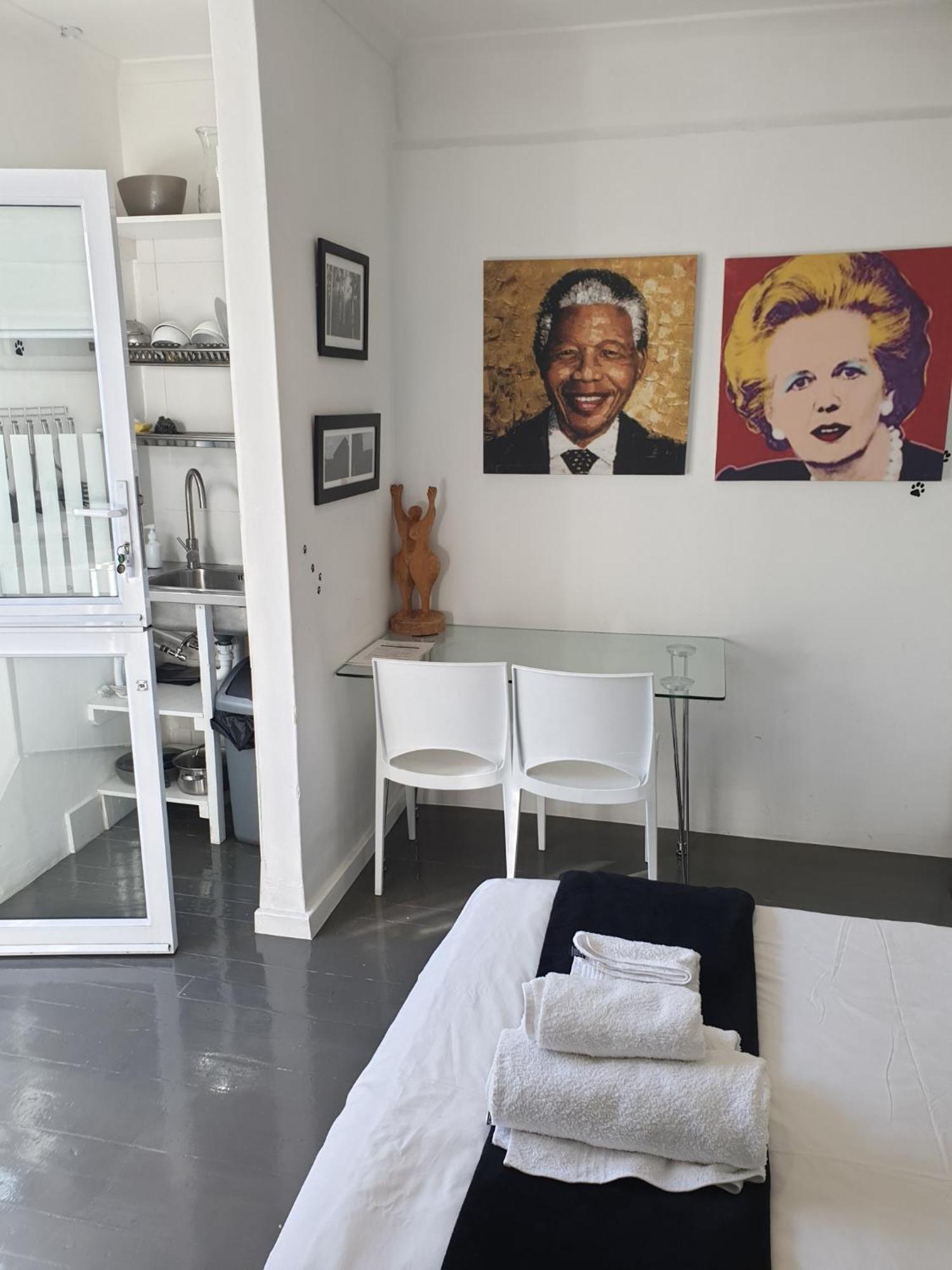 4 On Highworth Apartments And Studios Le Cap Extérieur photo
