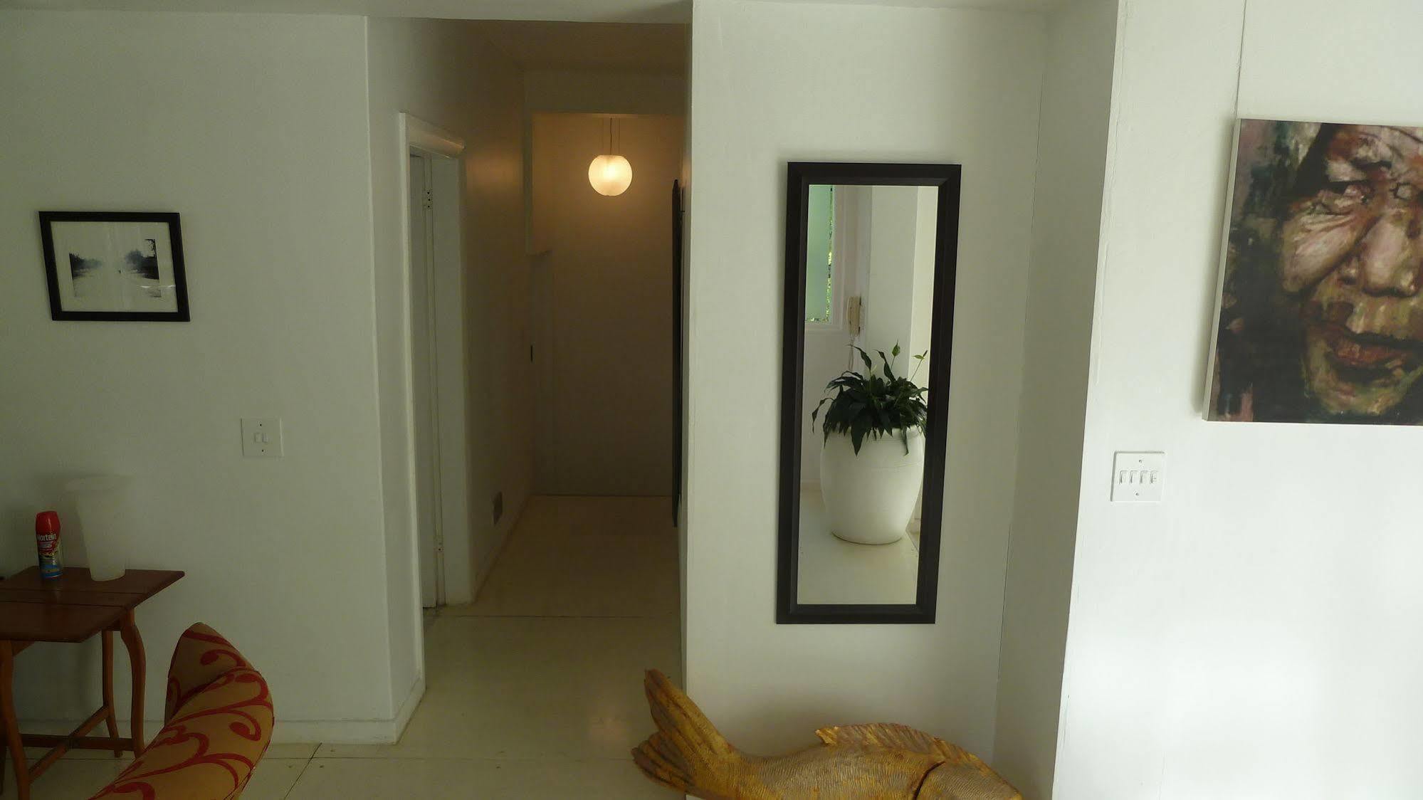 4 On Highworth Apartments And Studios Le Cap Extérieur photo